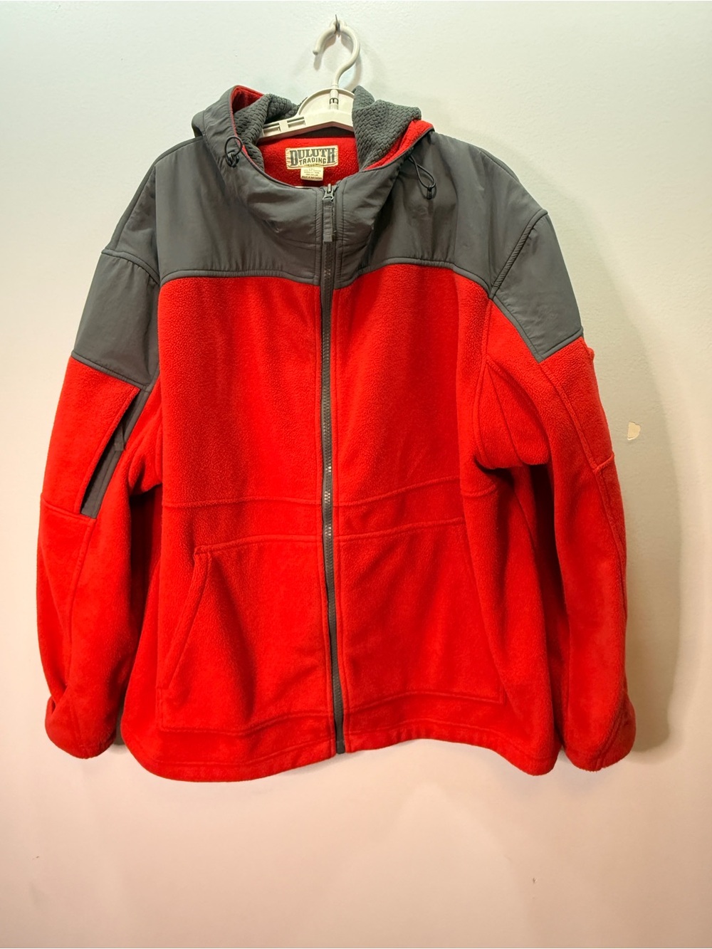Duluth Trading Co Red & Gray Men’s Fleece Jacket with Hood